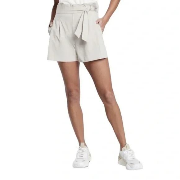 Athleta Skyline Short II Tie Waist Paperbag Abalone Grey Size 18 - Picture 1 of 9